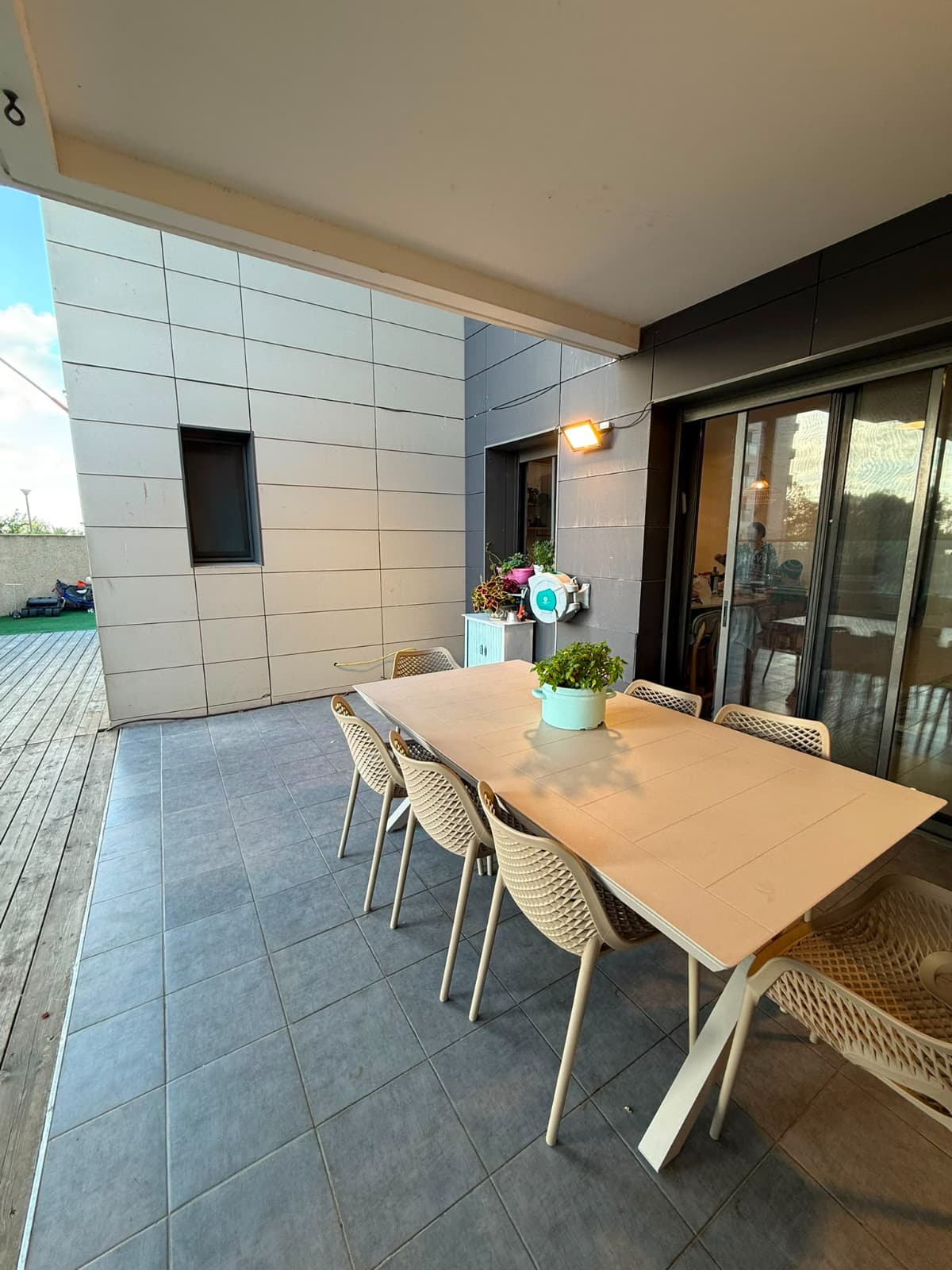 Photo 3 de Rez-de-jardin (5 pièces) — Nof Yam, Or Akiva